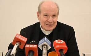 Unter dem Motto: 'Lebendig ist das Wort Gottes' steht am 18. Jänner 2025 um 14 Uhr der Dankgottesdienst mit Kardinal Christoph Schönborn im Wiener Stephansdom. 